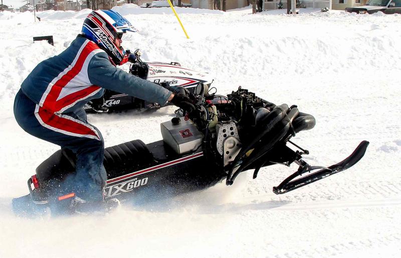 Polaris Vintage Snowmobile 38