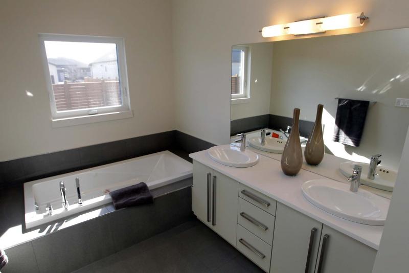 Ensuite Bathroom Winnipeg attainable luxury - winnipeg free press homes Ensuite Bathroom Winnipeg attainable luxury - winnipeg free press homes