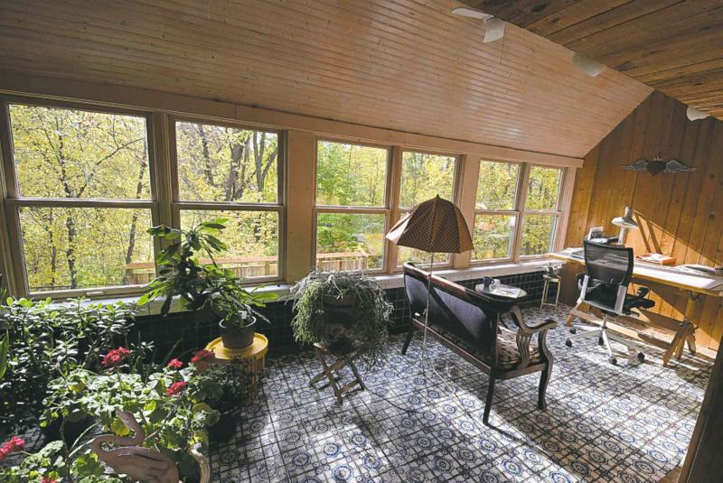 contemporary castle - winnipeg free press homes contemporary castle - winnipeg free press homes