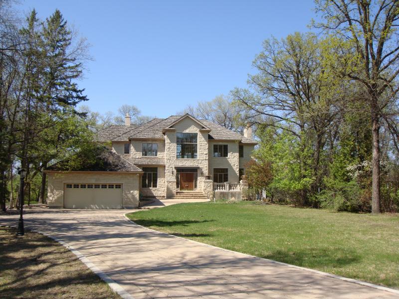 104 River Road, R2M 3Z4, 5 Bedroom House for sale St. Vital Winnipeg