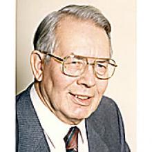 W. EVERETT DAVIDSON Obituary pic