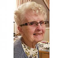 PATRICIA (PAT) ANN FINLAYSON (née DAVIES) Obituary pic