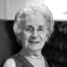 Jeanne FIOLA Obituary pic