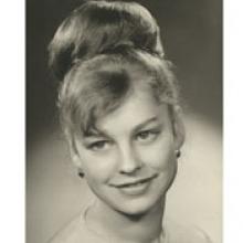 DAGMAR WALLY URSULA KIRDIE (APEL) - Obituary pic