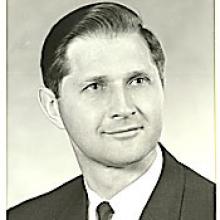 CHARLES DOUGLAS MCKENZIE Obituary pic