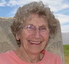 JOYCE LILLIAN HENDERSON Obituary pic