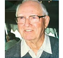 MALCOLM JOHN KENNETH MACLEOD (MAC) Obituary pic