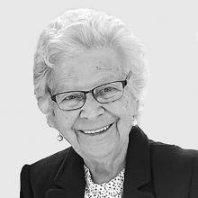 ELLY HOLSTEN Obituary pic