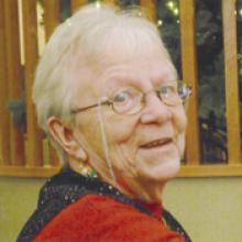 OLIVE LOWE Obituary pic