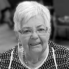 YVETTE IRENE HOUDE Obituary pic