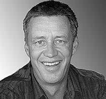 GORDON PETER DYCK Obituary pic