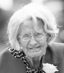 LUCRESSE IRMA DENEWETH (LUKIE) (DE MEYER) Obituary pic