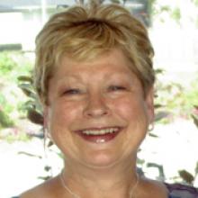 DAGMAR WALLY URSULA KIRDIE (APEL) - Obituary pic