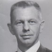 ROBERT SVEINSON Obituary pic