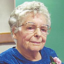 ALICE HOLLAND (BARFOOT) Obituary pic