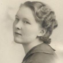DORIS IRENE WARNICA Obituary pic
