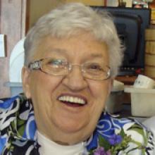 TEENIE STIEBEN (EDINGER) Obituary pic