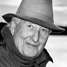 DENNIS KEITH HOLDSWORTH Obituary pic