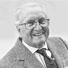 NORMAN W. WOODS Obituary pic