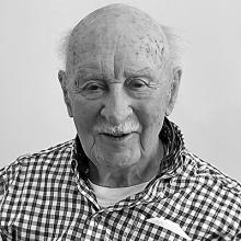 CARL SONNICHSEN Obituary pic