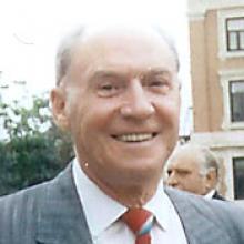 ANGUS MCEWAN  Obituary pic