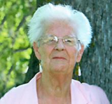 CHRISTINA MABEL MARY SMITH (nee LAING) Obituary pic