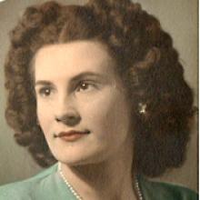 SONIA KOLISNYK (CHARKEWICH) Obituary pic