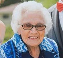 EVELYN (POPPY) FOYLE Obituary pic