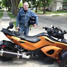 COLLIN HENDRY Obituary pic