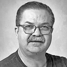 DOUGLAS (ALLAN) MOTT Obituary pic