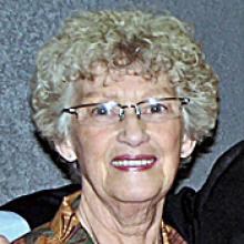 BEVERLEY JOYCE PERRY (POSTLEWAITE) (LOWDEN) - Obituary pic