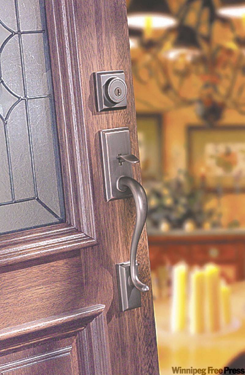 Venetian bronze finishes suggest nostalgic, dependable owners.