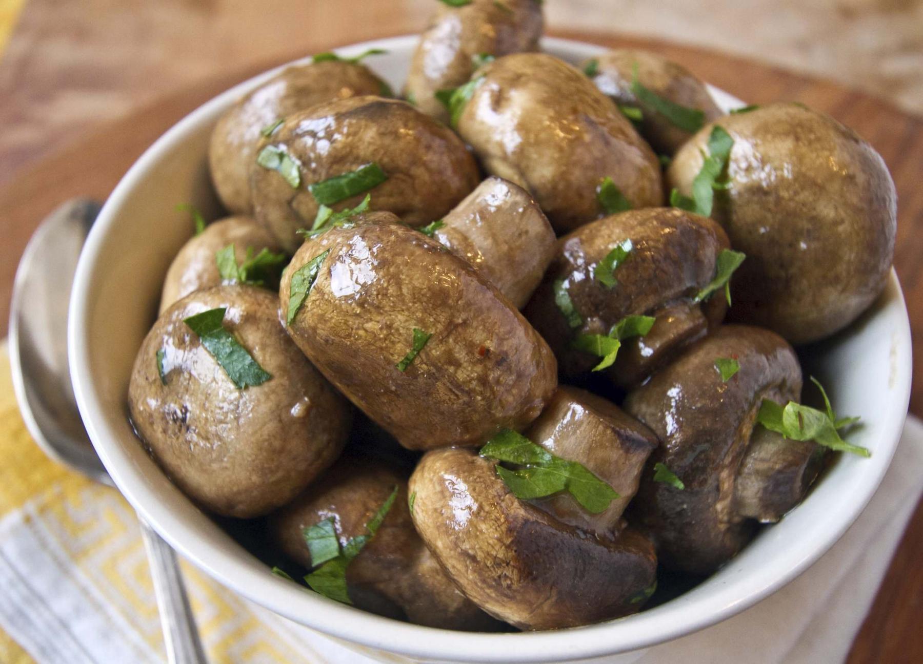 <p>DARREN STONE / TIMES COLONIST files</p><p>Unless they are dried, mushrooms should never be soaked.</p>