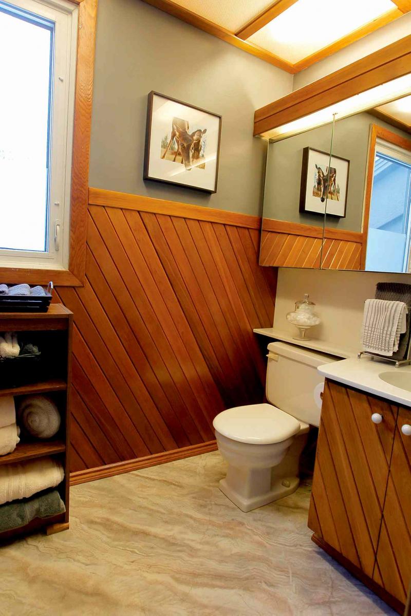 HOMES - 259 Churchill Drive. Used home for sale. BORIS MINKEVICH / WINNIPEG FREE PRESS November 26, 2014