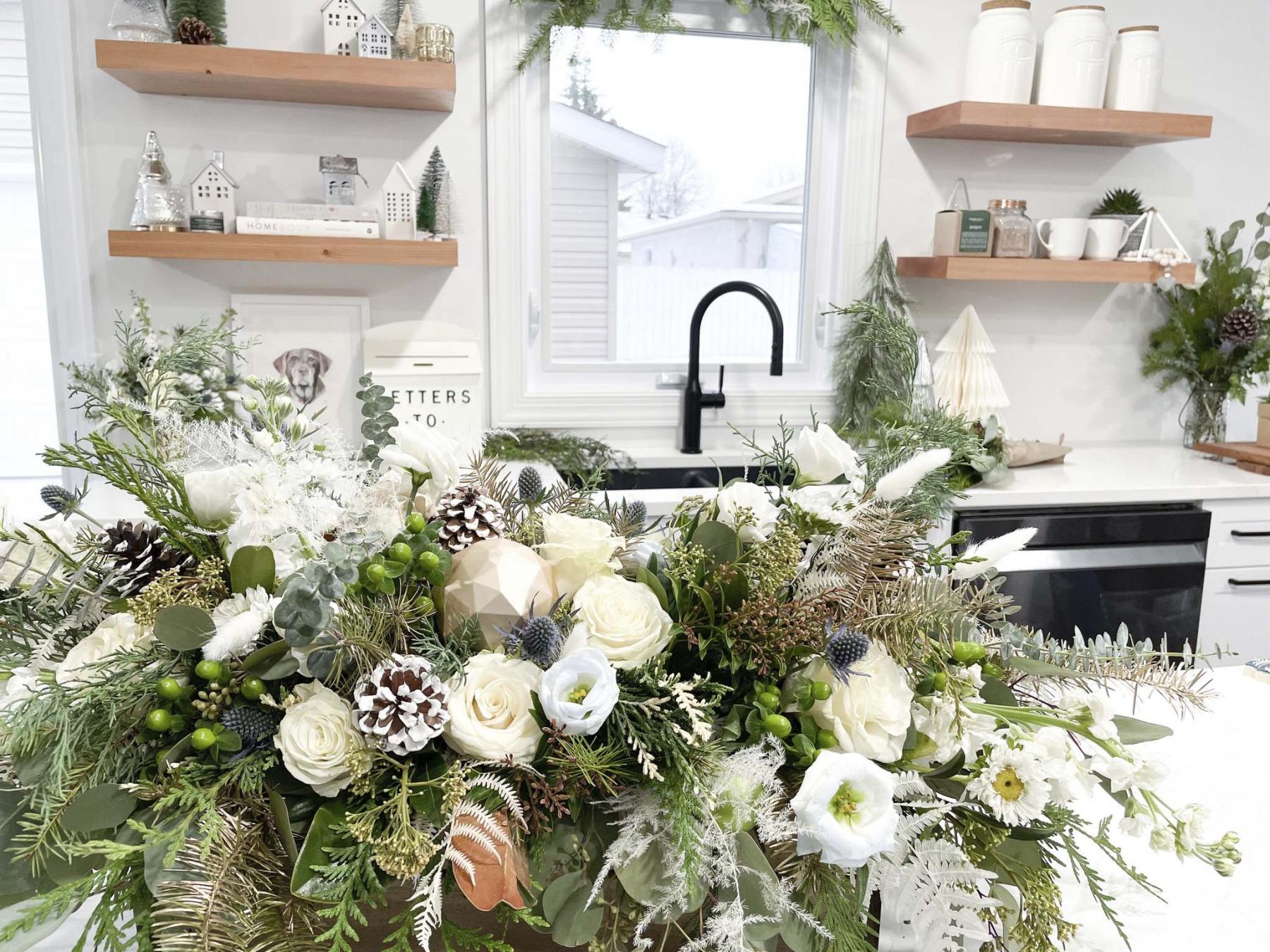 <p>Decorate your home for the holidays with a breathtaking garden-inspired floral arrangement.</p>