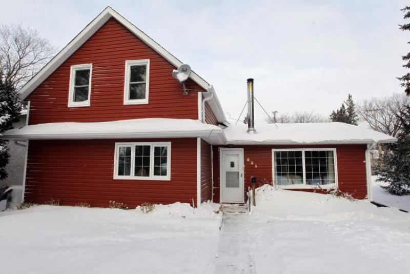 601 Silverstone Avenue in Fort Richmond.