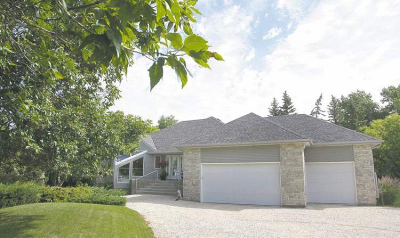 8893 Roblin Blvd.