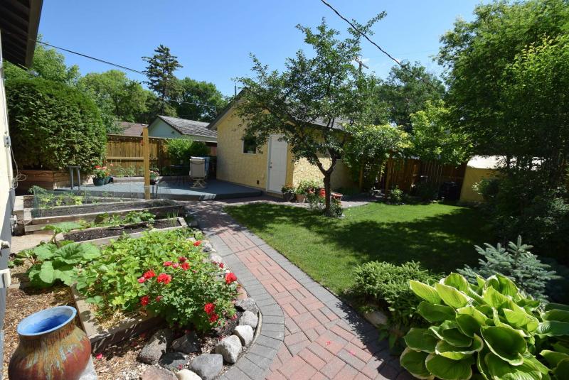 River Heights bungalow's charm stands out Winnipeg Free Press Homes