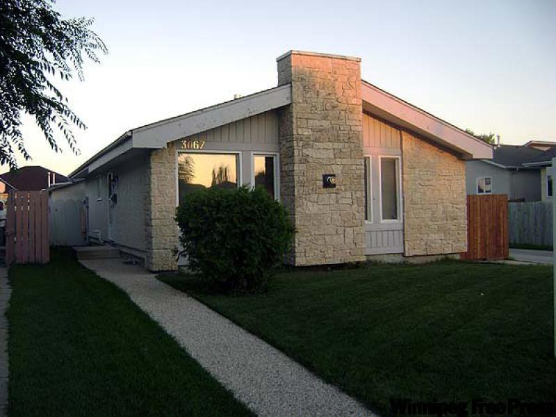 3067 Sinclair Ave.
