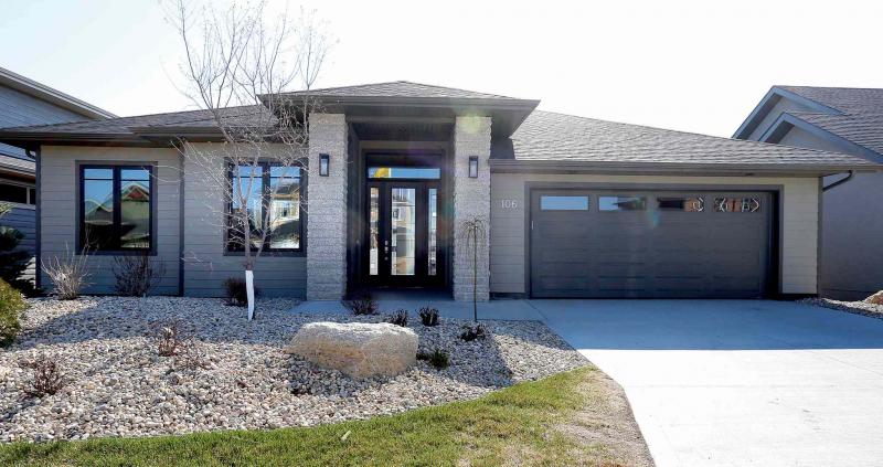 Homes.106 Lake Bend Road in Bridgwater Lakes. Contact is Arlt Homesï¿½ Jason Arlt. Todd Lewys story.  Wayne Glowacki / Winnipeg Free Press May 4 2015