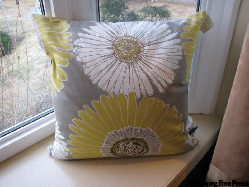 Pile on the style with pillows Winnipeg Free Press Homes