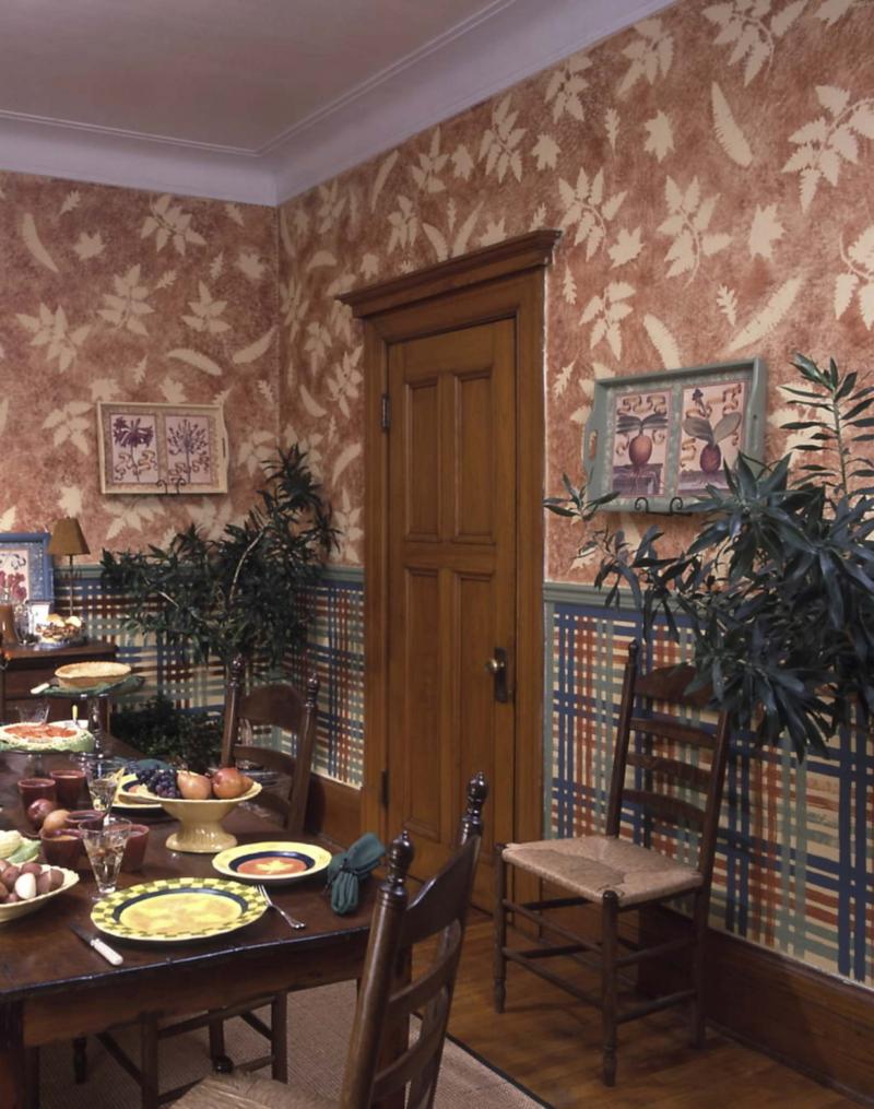<p>Handout / Vancouver Province</p><p>Too much wallpaper? Scoring it with multiple holes prior to removal will make a tough job slightly easier. </p>