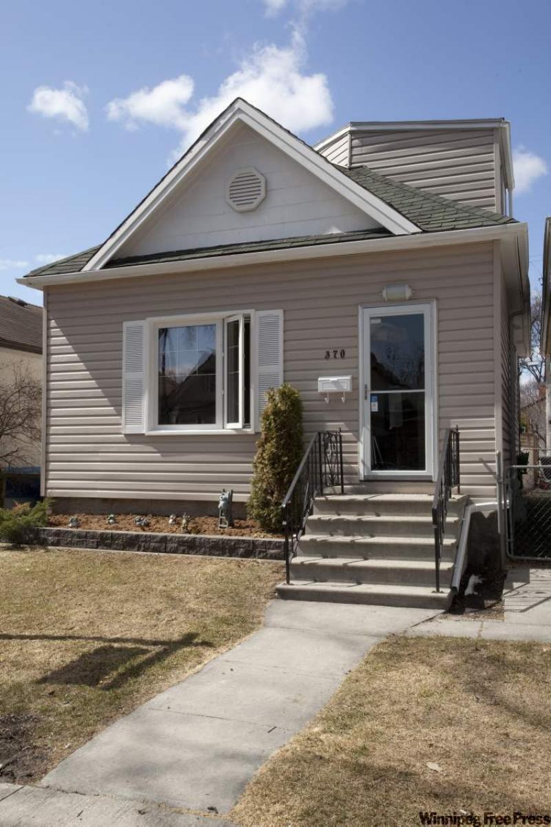 Sold And Offered May 14 11 Winnipeg Free Press Homes