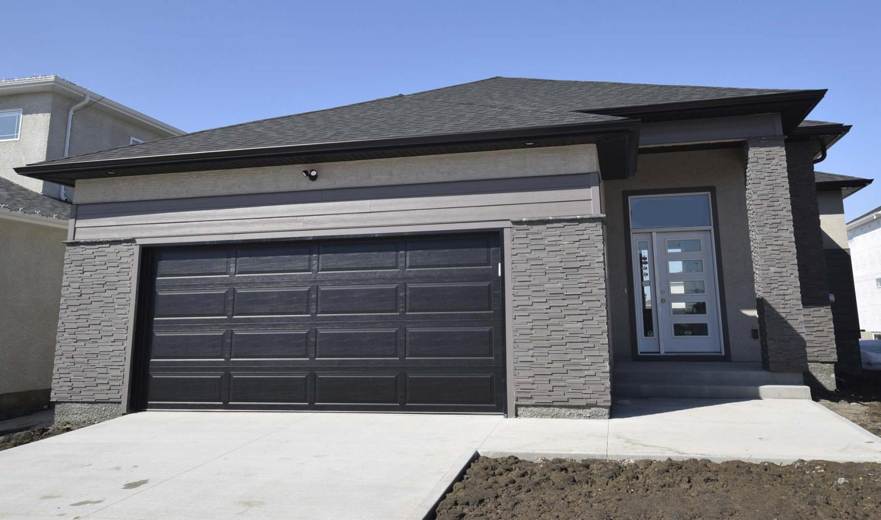 <p>The intuitively-designed bungalow offers three bedrooms and two baths.</p>
