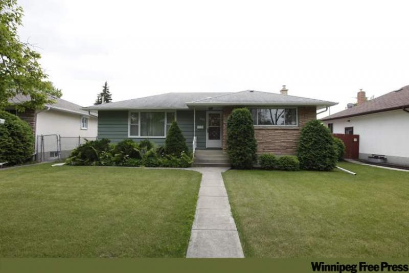 648 Lindhurst 