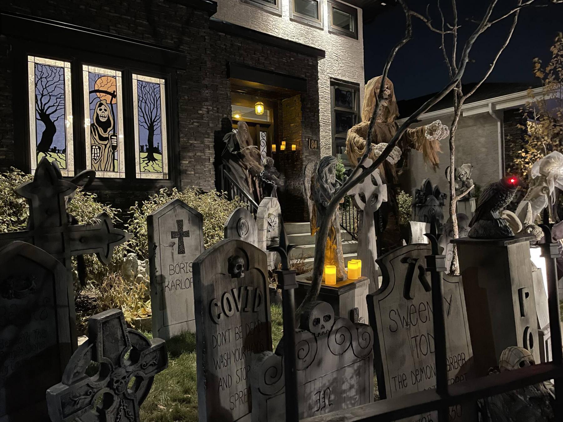  <p>Supplied</p>
                                <p>Winnipegger Shane Ungurian enjoys decorating his home and yard for Halloween.</p> 