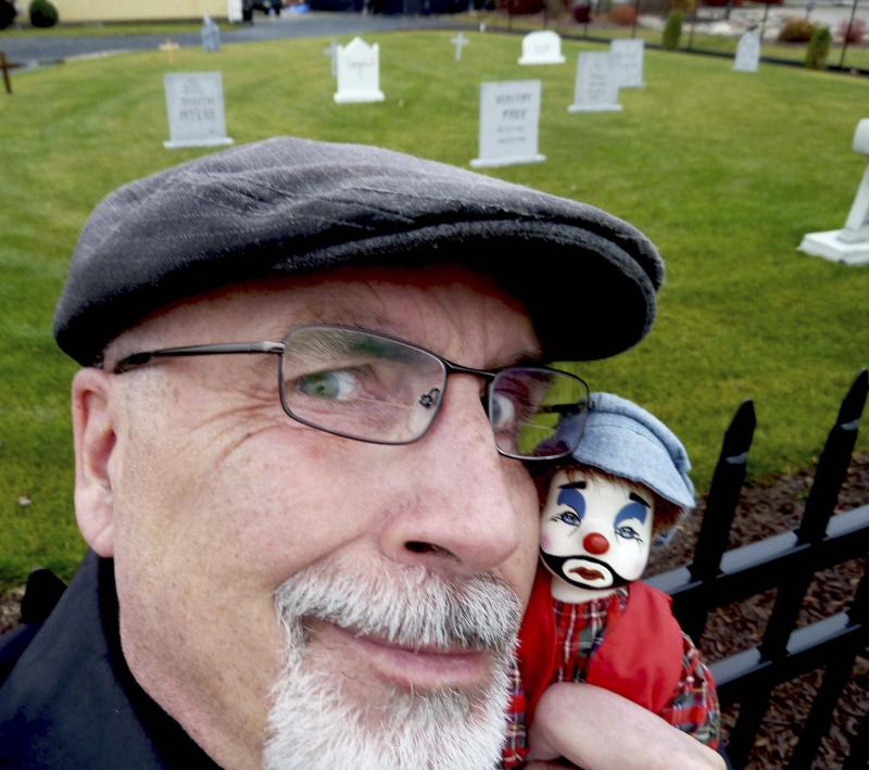 <p>Laurie Mustard / Winnipeg Free Press</p><p>Halloween is a favourite for Laurie Mustard — for both the abundance of sugar-loaded sweets and the spooky sights.</p>