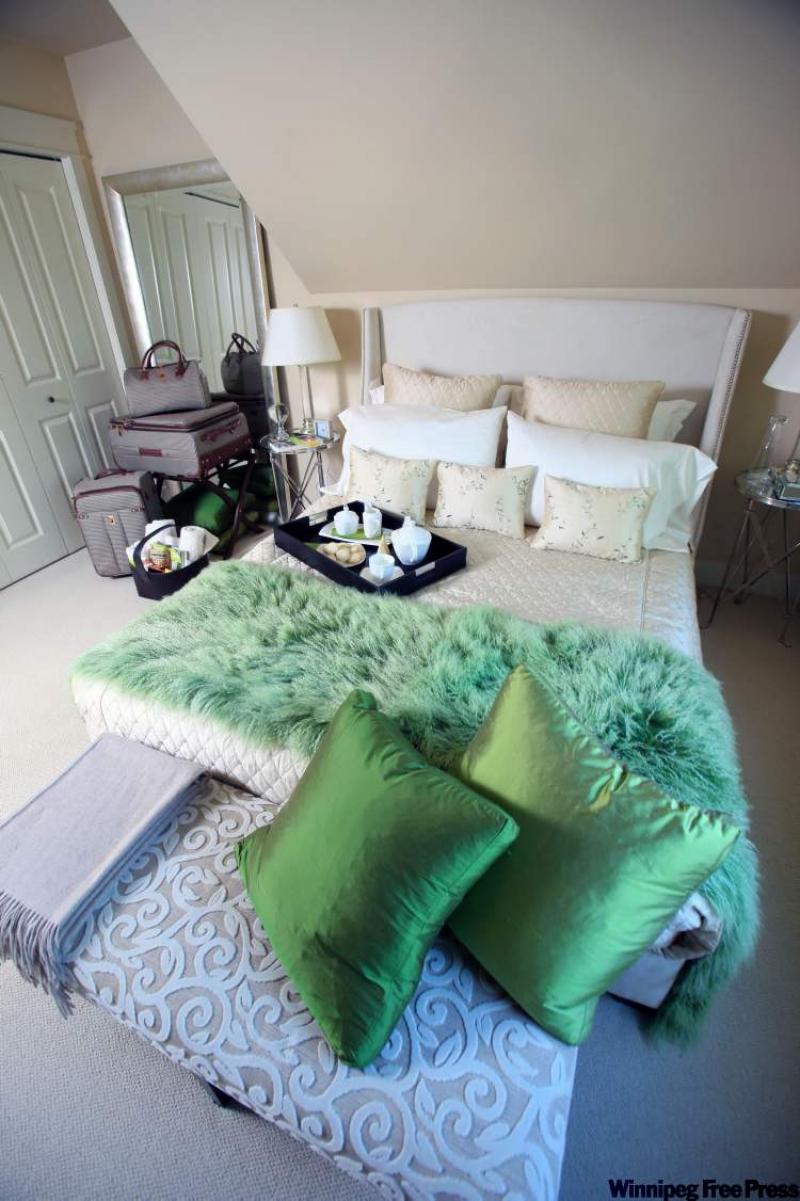 An example of a great guest room in Calgary. 