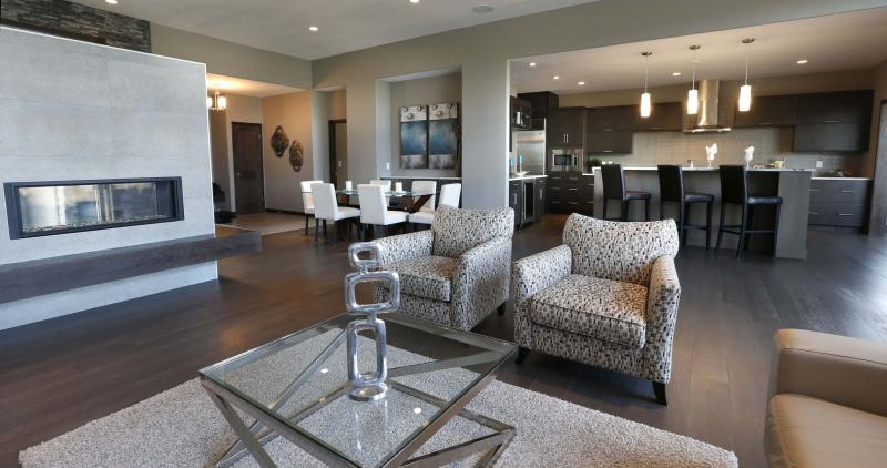 <p>WAYNE GLOWACKI / WINNIPEG FREE PRESS</p><p>Gorgeous and spacious living room.</p>