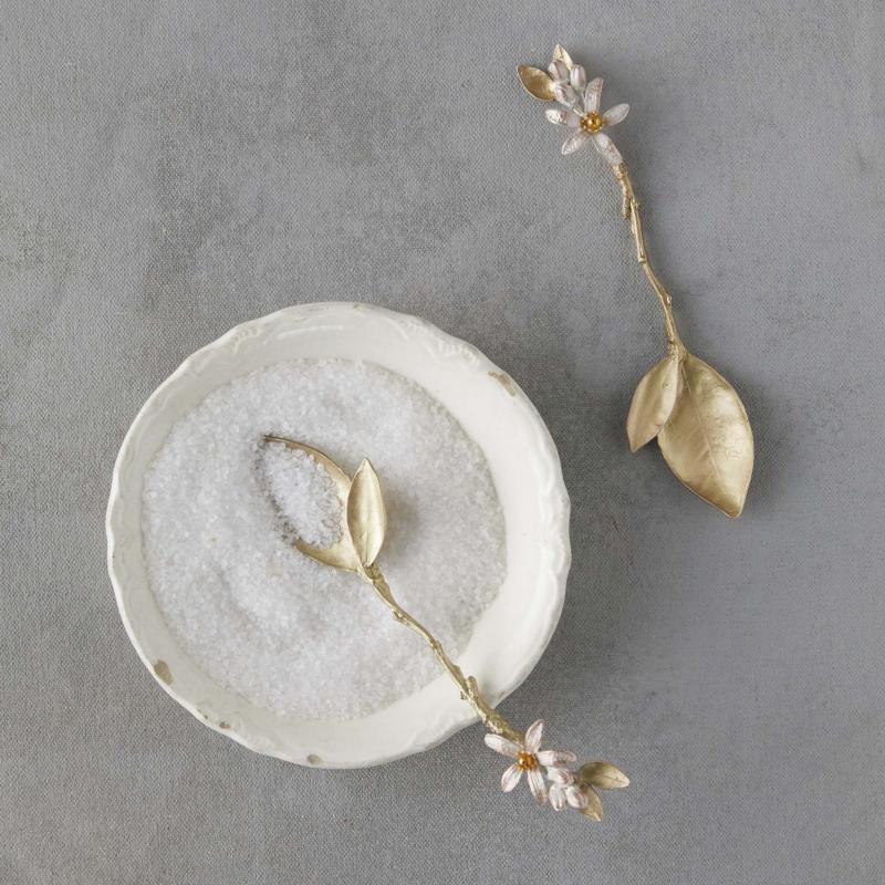 <p>Terrain</p><p>These delicately crafted metal spoons are made using moulds and natural botanical material.</p></p>